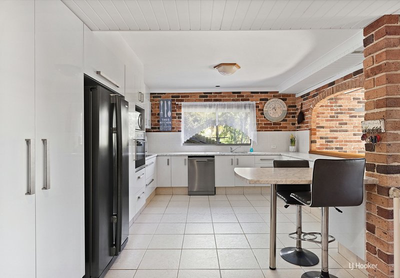 Photo - 11 Upton Street, Soldiers Point NSW 2317 - Image 7