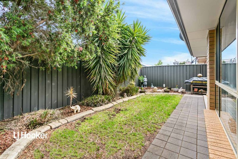 Photo - 11 Valiant Road, Munno Para West SA 5115 - Image 18