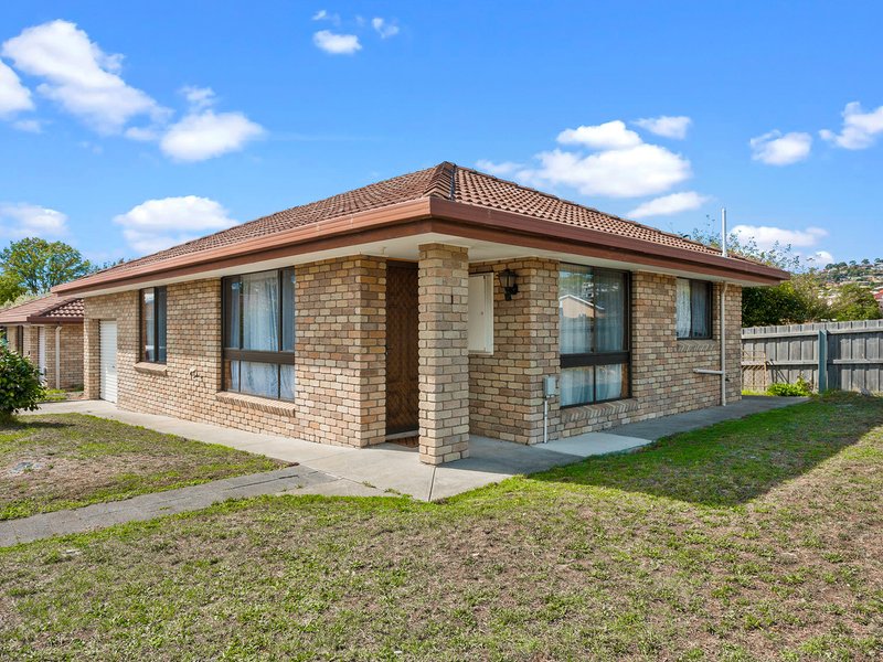 Photo - 1/1 Verbena Place, Glenorchy TAS 7010 - Image 2