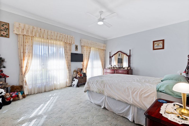 Photo - 11 Verdelho Way, Orchard Hills NSW 2748 - Image 15