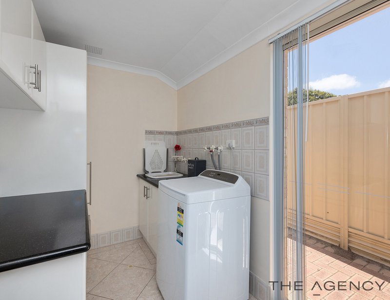 Photo - 11 Vere Parkway, Canning Vale WA 6155 - Image 23