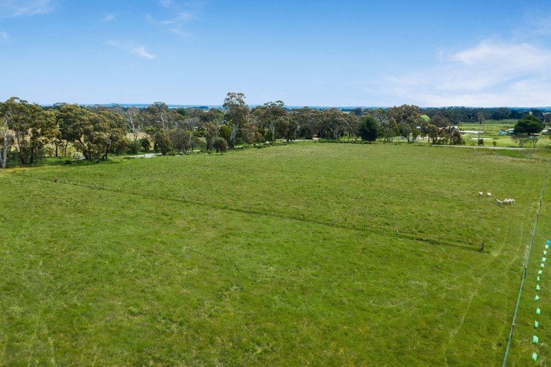 Photo - 11 Verekers Lane, Kyneton VIC 3444 - Image 4