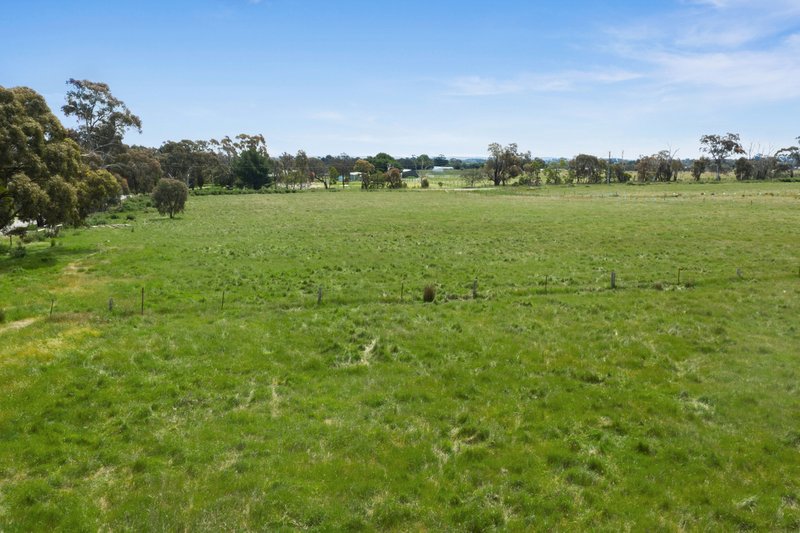 Photo - 11 Verekers Lane, Kyneton VIC 3444 - Image 7