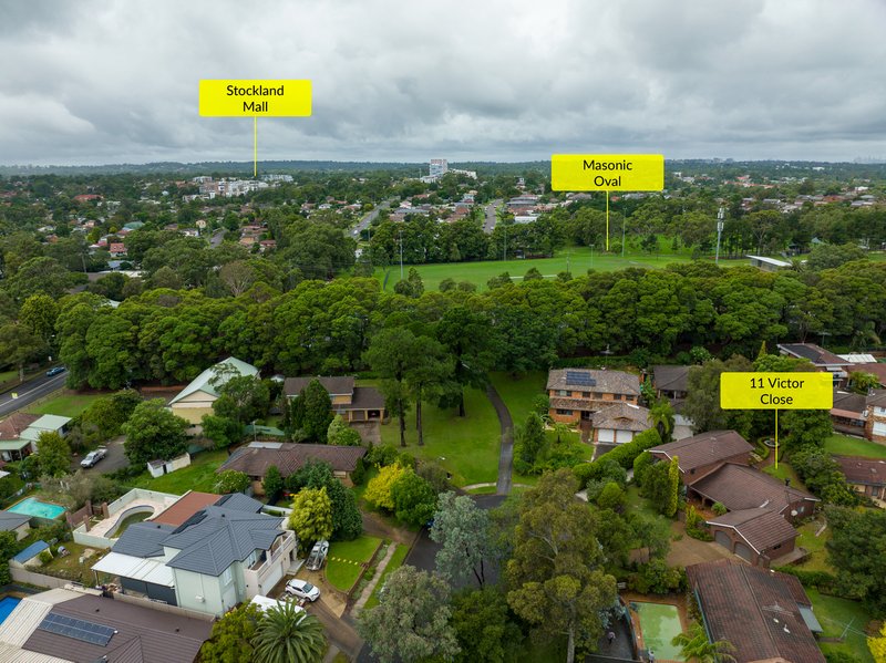 Photo - 11 Victor Close, Baulkham Hills NSW 2153 - Image 3