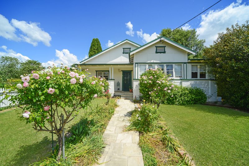 Photo - 11 Victoria Street, Bowral NSW 2576 - Image 4