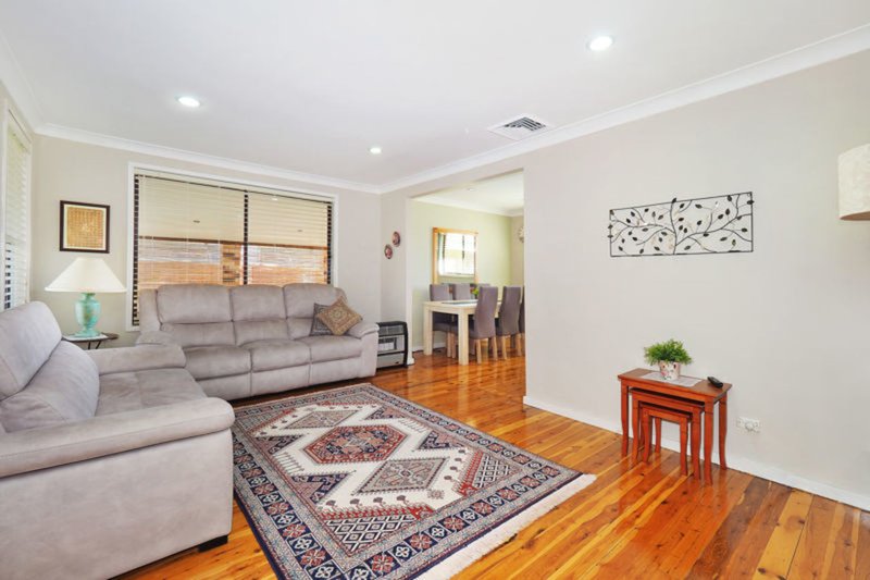 Photo - 11 Vidal Street, Wetherill Park NSW 2164 - Image 5