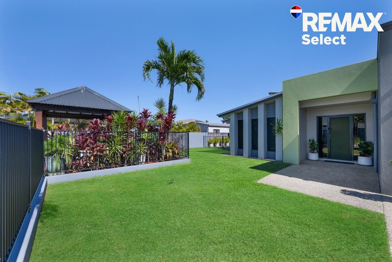 Photo - 11 Vidar Crescent, Ooralea QLD 4740 - Image 35