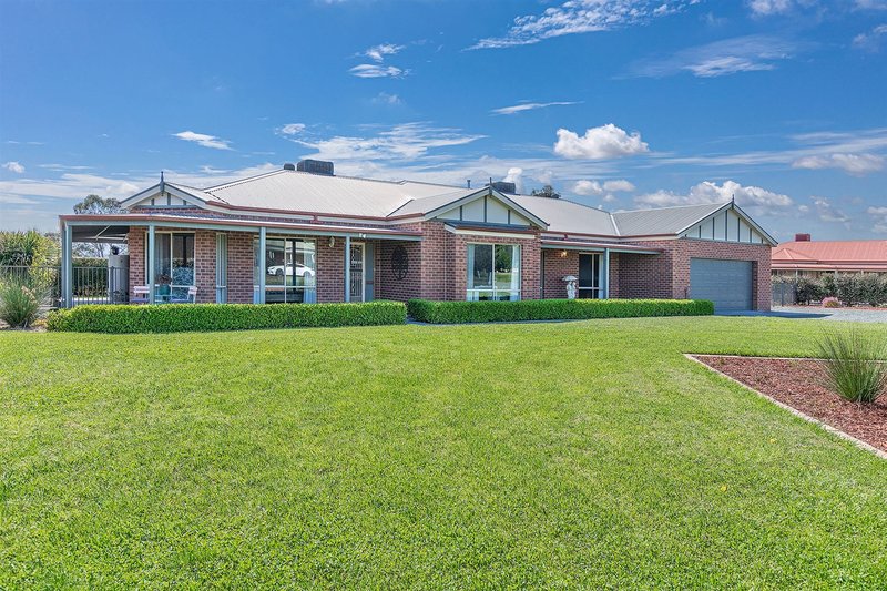 11 Village Court, Echuca VIC 3564