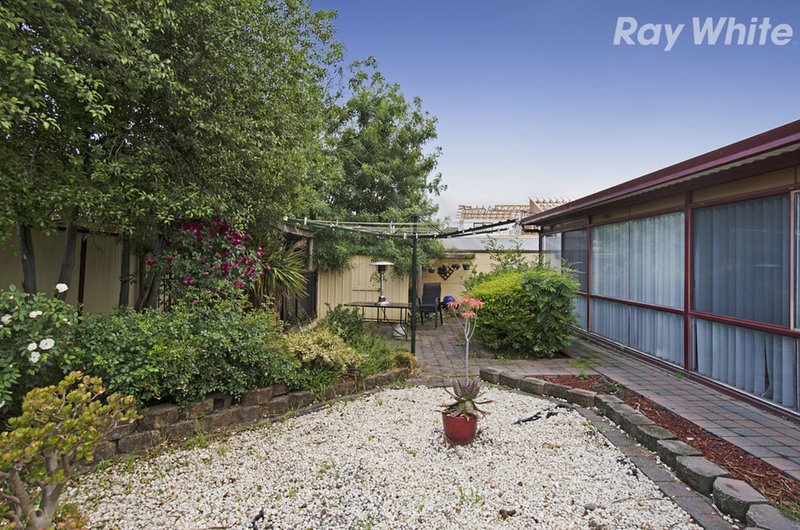 Photo - 11 Village Court, Rowville VIC 3178 - Image 9