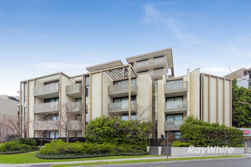 Photo - 1/1 Village Mews, Caulfield North VIC 3161 - Image 1