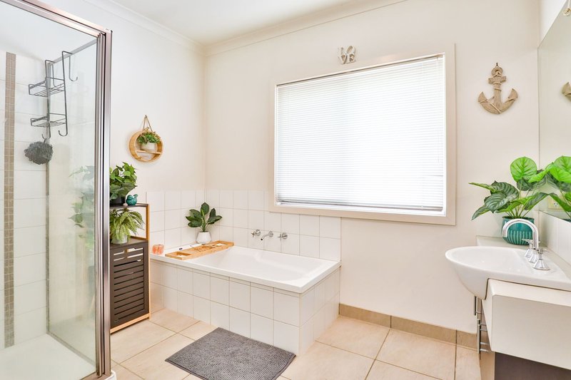Photo - 11 Villiva Drive, Mildura VIC 3500 - Image 9