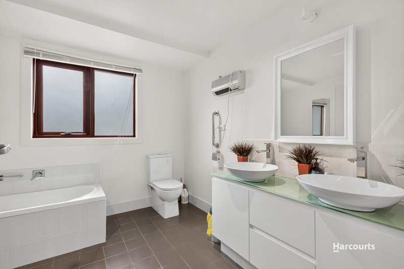 Photo - 11 Vincent Avenue, Verona Sands TAS 7112 - Image 7