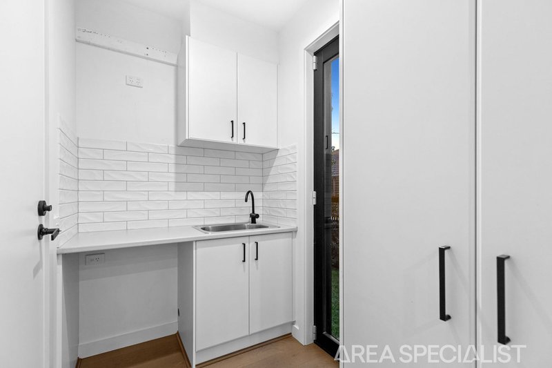Photo - 1/1 Vinnys Court, Langwarrin VIC 3910 - Image 14