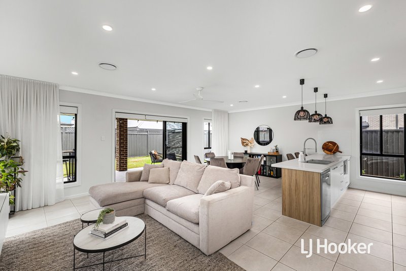 Photo - 11 Wakefield Street, Marsden Park NSW 2765 - Image 2