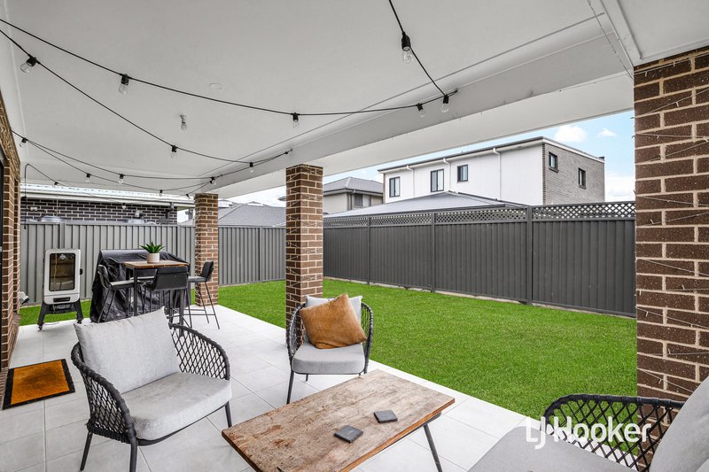Photo - 11 Wakefield Street, Marsden Park NSW 2765 - Image 6