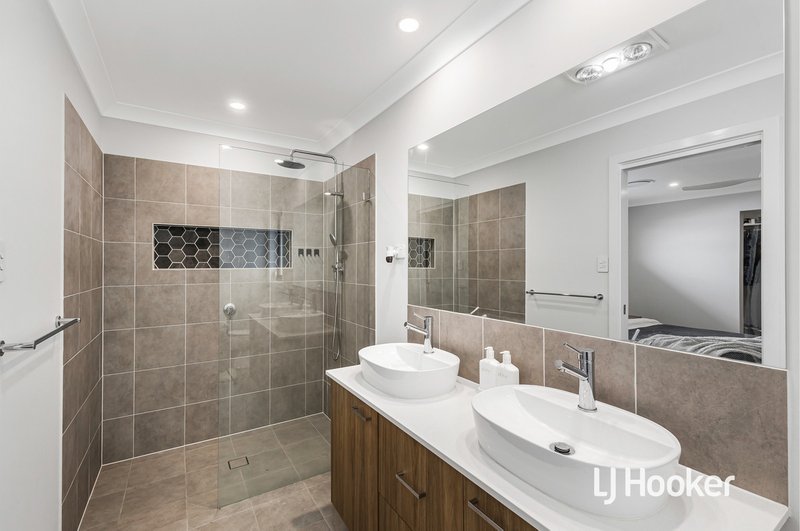 Photo - 11 Wakefield Street, Marsden Park NSW 2765 - Image 9