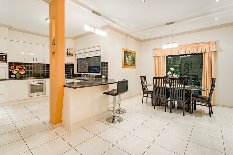 Photo - 11 Waldman Place, Kuraby QLD 4112 - Image 14