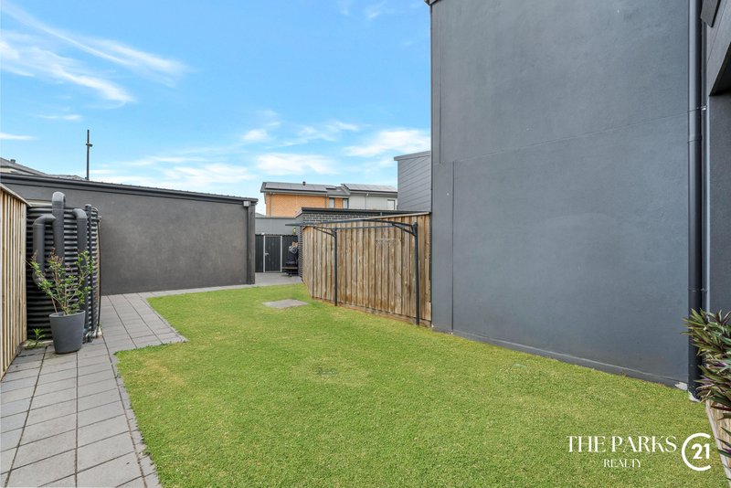 Photo - 11 Wall Street, Bonnyrigg NSW 2177 - Image 17