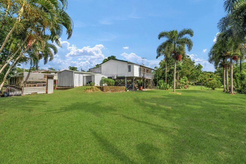 Photo - 11 Walnut Street, Goondi Hill QLD 4860 - Image 14