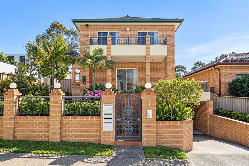 Photo - 1/1 Walton Crescent, Abbotsford NSW 2046 - Image 4