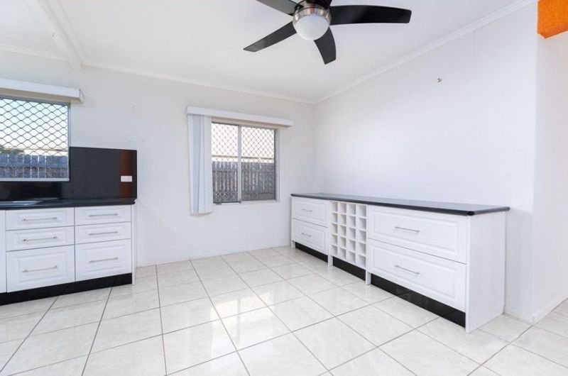 Photo - 11 Warana Avenue, Bellara QLD 4507 - Image 3