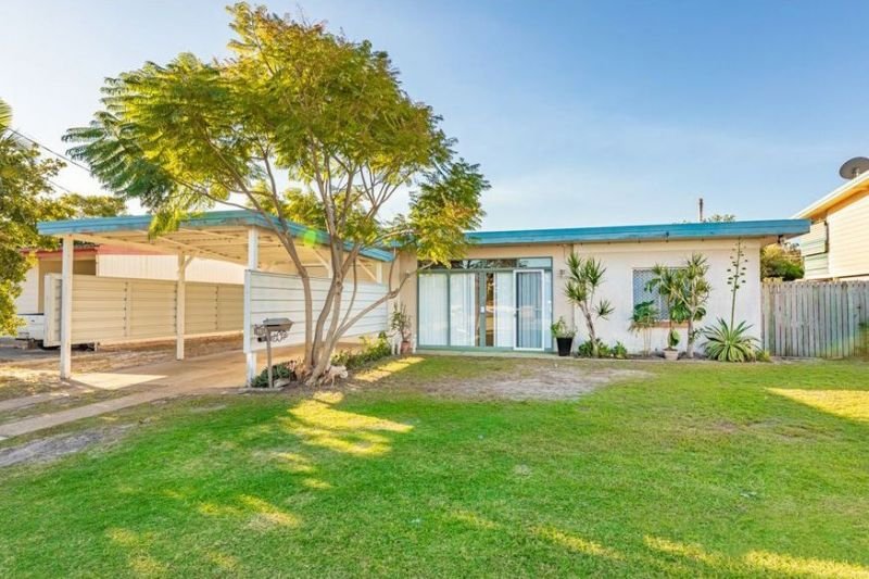 Photo - 11 Warana Avenue, Bellara QLD 4507 - Image 11