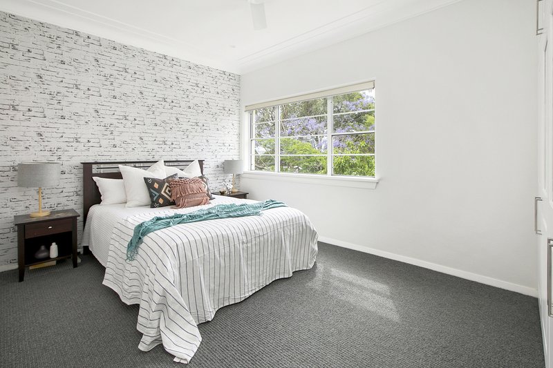 Photo - 11 Waratah Street, Freshwater NSW 2096 - Image 11