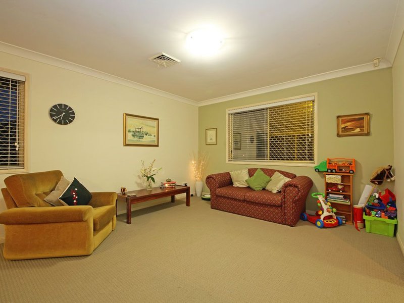 Photo - 11 Warrego Crescent, Murrumba Downs QLD 4503 - Image 6