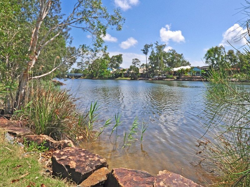 Photo - 11 Watergum Place, Twin Waters QLD 4564 - Image 3