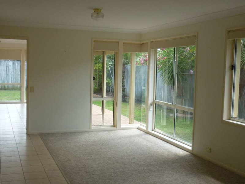 Photo - 11 Watergum Place, Twin Waters QLD 4564 - Image 2