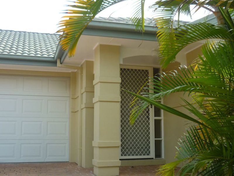 Photo - 11 Watergum Place, Twin Waters QLD 4564 - Image 18