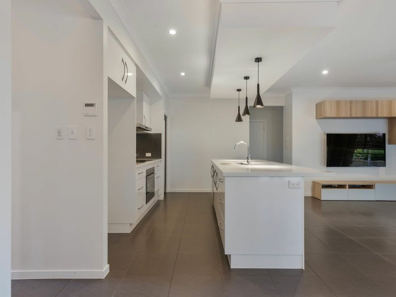 Photo - 11 Waterhousia Crescent, Brookwater QLD 4300 - Image 2