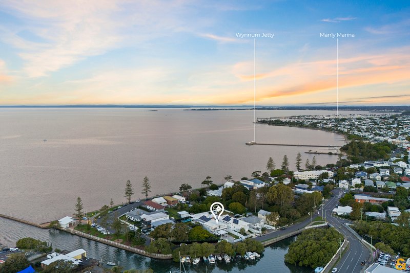 Photo - 11 Waterloo Esplanade, Wynnum QLD 4178 - Image 6