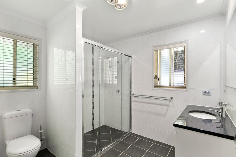 Photo - 11 Waterview Drive, Dundowran Beach QLD 4655 - Image 12