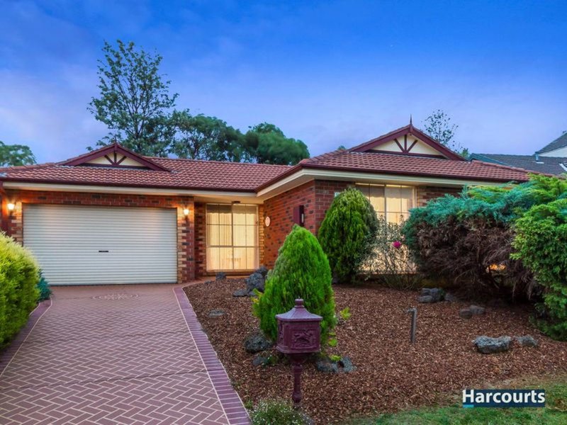 11 Wattle Bird Place, Knoxfield VIC 3180