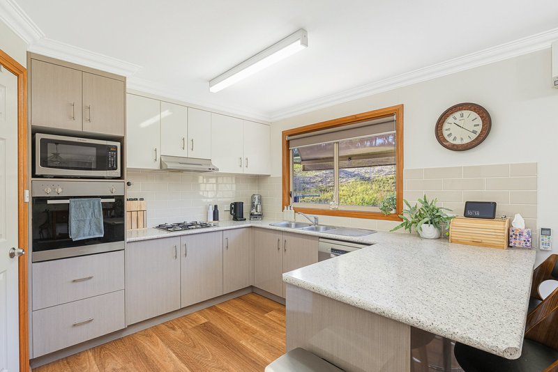 Photo - 11 Wattle Place, Bega NSW 2550 - Image 10
