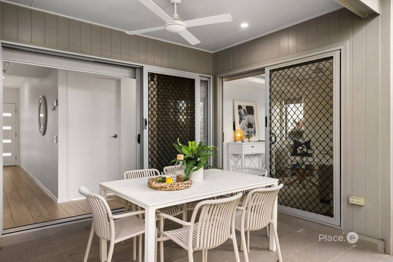 Photo - 1/1 Wattle Street, Cannon Hill QLD 4170 - Image 4