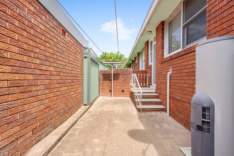 Photo - 11 Waycott Avenue, Kingsgrove NSW 2208 - Image 8