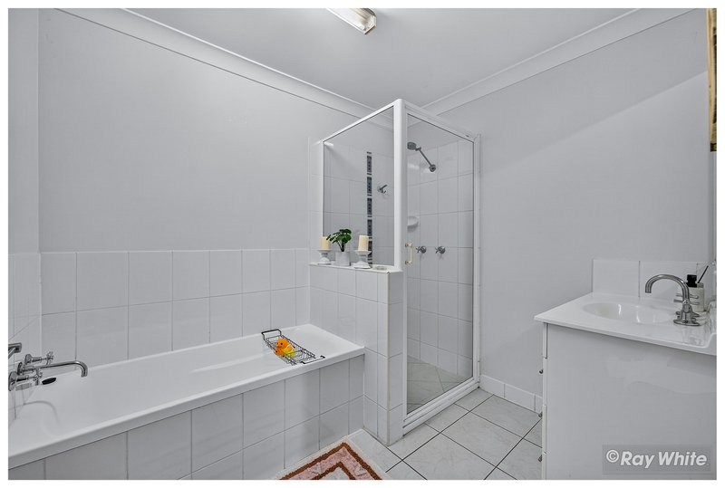 Photo - 11 Webster Street, Gracemere QLD 4702 - Image 17