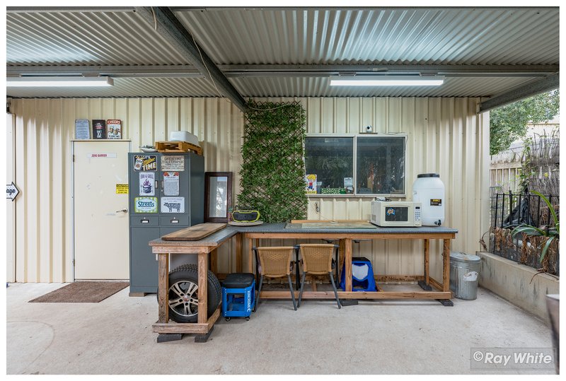 Photo - 11 Webster Street, Gracemere QLD 4702 - Image 23