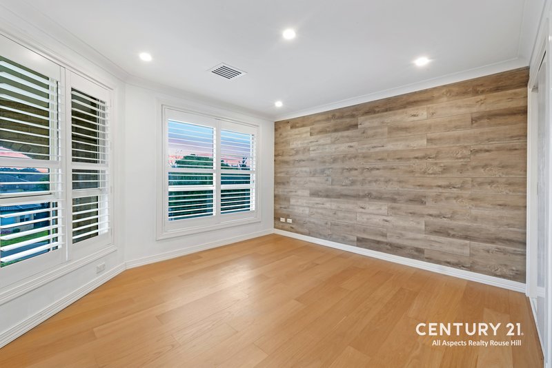 Photo - 11 Weeroona Place, Rouse Hill NSW 2155 - Image 11