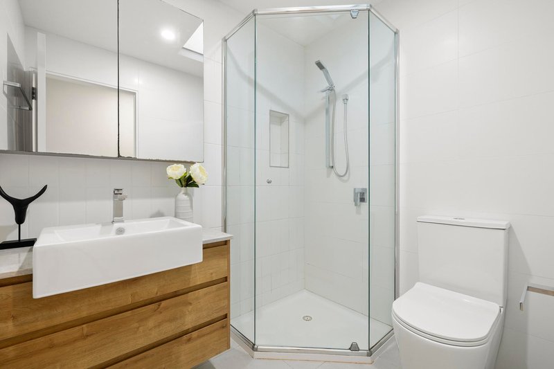 Photo - 11 Wellington Street, Cremorne VIC 3121 - Image 9