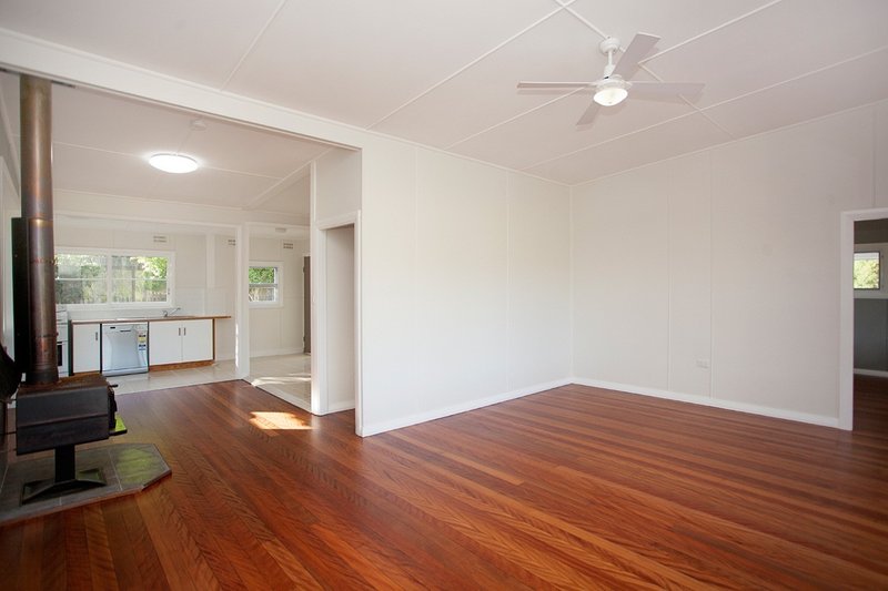 Photo - 11 West End Avenue, Taree NSW 2430 - Image 6