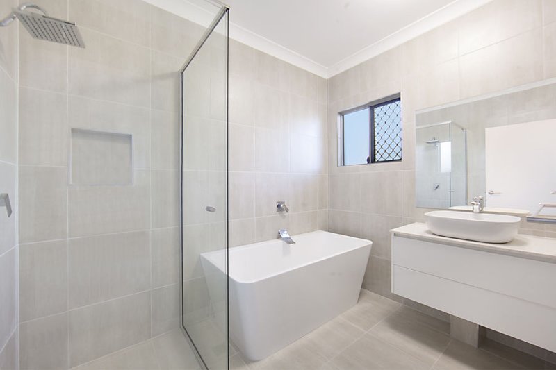 Photo - 11 Westbrook Drive, Idalia QLD 4811 - Image 6