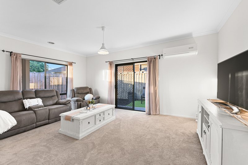 Photo - 11 Westhorpe Crescent, Mernda VIC 3754 - Image 4