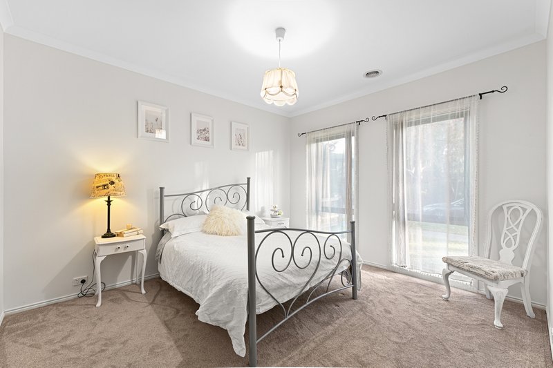 Photo - 11 Westhorpe Crescent, Mernda VIC 3754 - Image 7