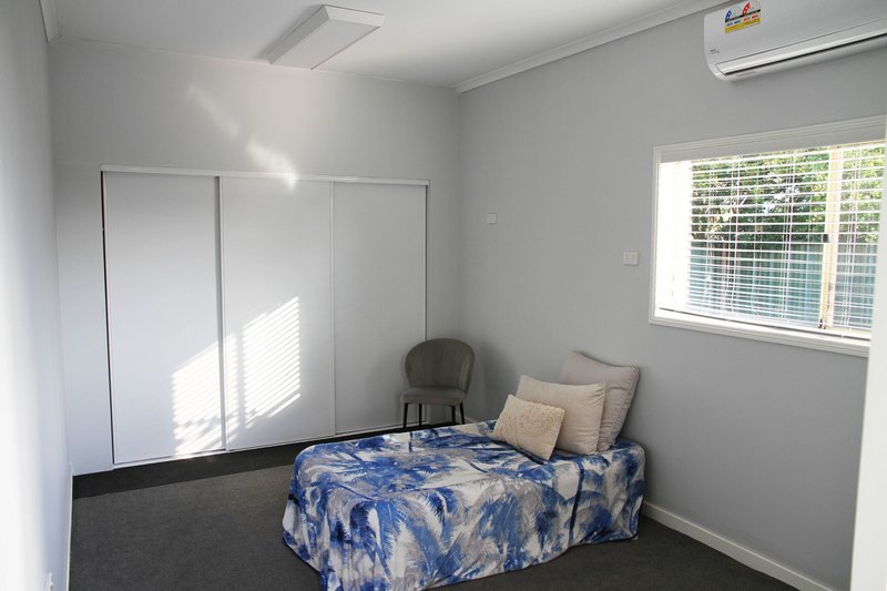 Photo - 1/1 Westminster Street, Kippa-Ring QLD 4021 - Image 4
