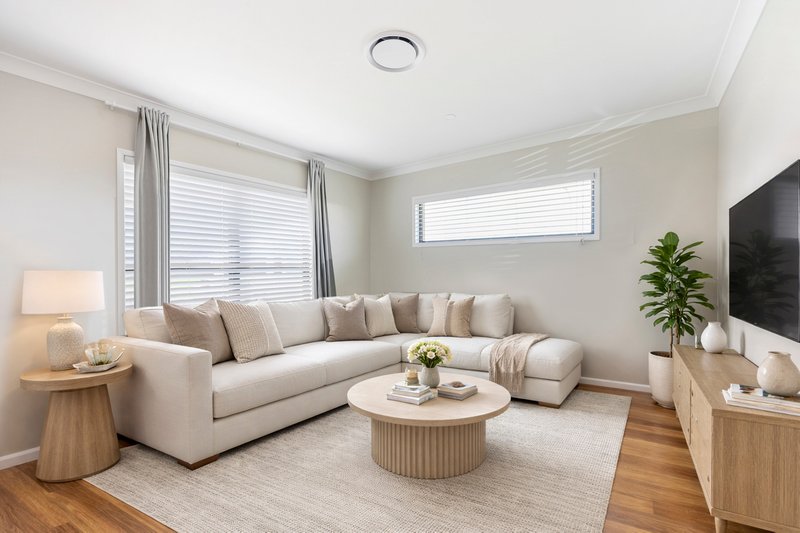Photo - 11 Wetherby Street, Highfields QLD 4352 - Image 7
