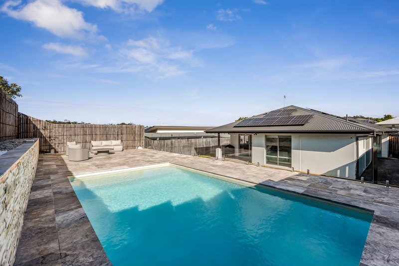 Photo - 11 Whimbrel Avenue, Upper Coomera QLD 4209 - Image 4