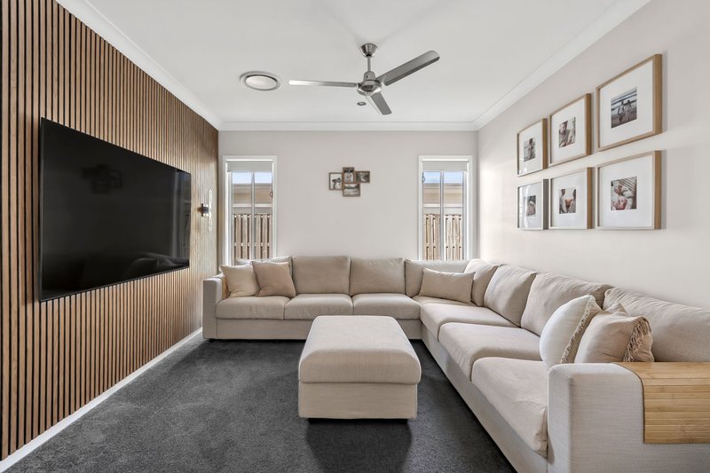 Photo - 11 Whimbrel Avenue, Upper Coomera QLD 4209 - Image 9